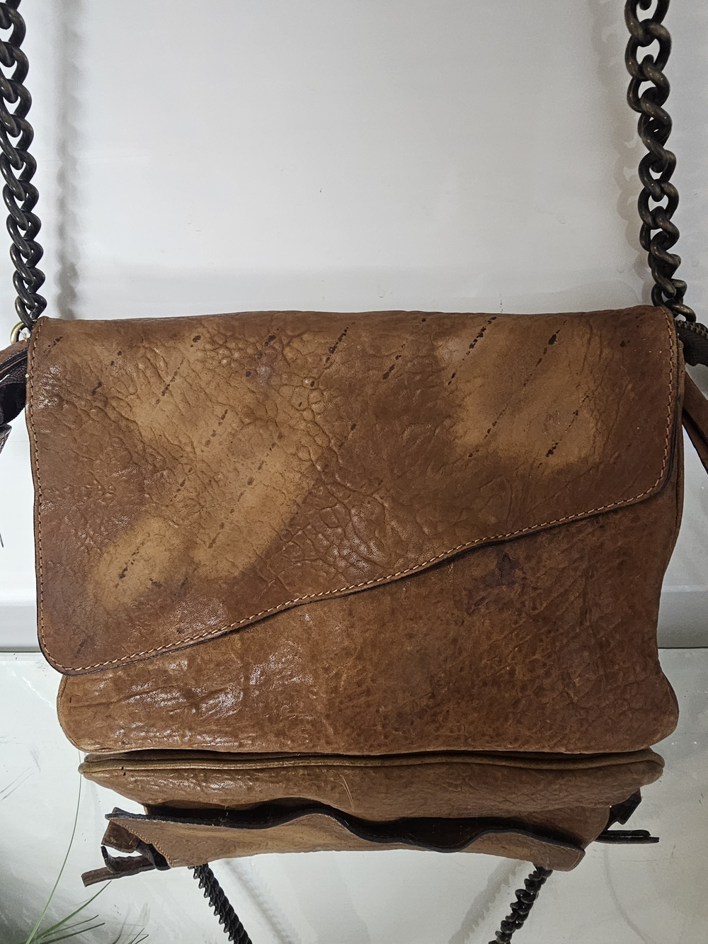 MAXON COLLECTION Distressed Italian  Brown Leather Zip-Top Crossbody Bag